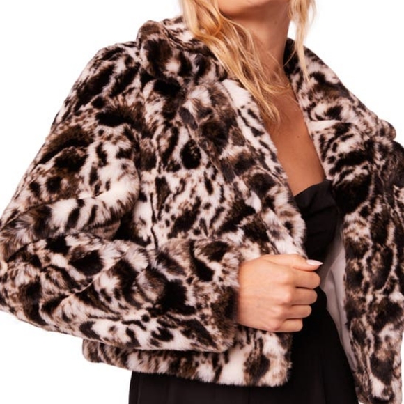 🆕️ B.O.G Band of the Free Wildcat Crop Faux Fur Jacket in Ivory Black - Picture 10 of 10
